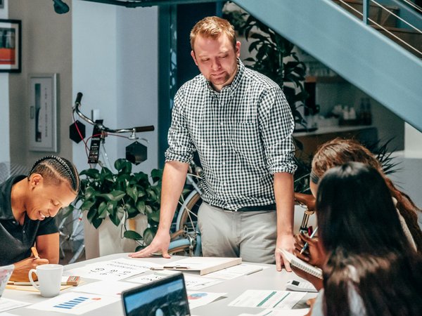 Développer l'Excellence des Start-ups : Approches Novatrices pour la Formation et le Recrutement